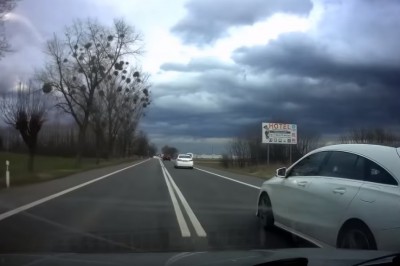 Ukrainiec chwali się łamaniem przepisów drogowych w Polsce. Typ czuje się bezkarny