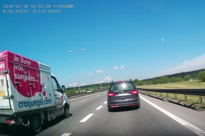 Nietypowy film z udziałem naszych policjantów. Tym razem postanowili komuś pomóc