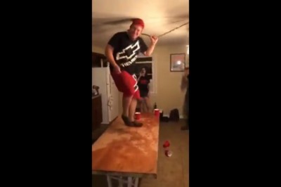 Kiedy poniesie Cię fantazja i zaczynasz tańce na stole w kuchni