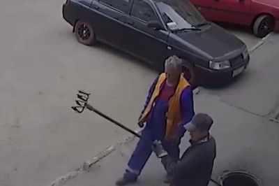 Tadek z Januszem mistrzowie BHP vs matka z dzieckiem 