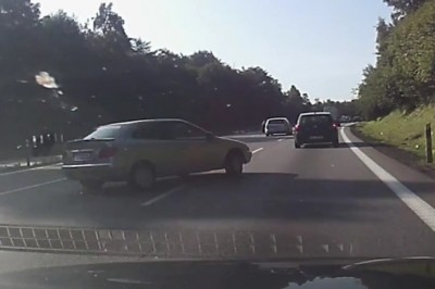 Dachowanie na obwodnicy Trójmiasta. Nagranie ze zdarzenia 