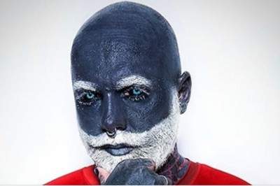 Wytatuował całe ciało i usunął sobie przyrodzenie. Teraz pochwalił się zdjęciem bez ubrań