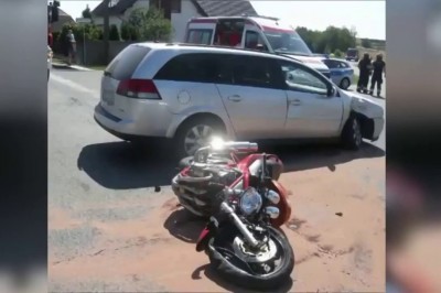 Nagranie z wypadku motocyklisty z autem. Do tej pory nie ma winnych 