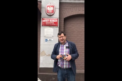 Zbigniew Stonoga wyszedł na wolność i już nakręcił film