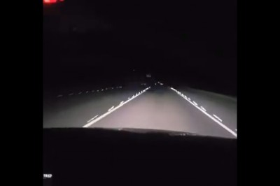 Tak wygląda eksperymentalne oświetlenie na drodze w Rosji