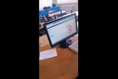 Pato gimb zastrasza repliką nauczyciela. Film wypłynął w internecie