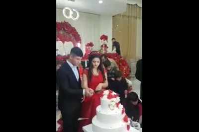 Odstawił taki numer na własnym weselu, że aż go rodzina uspokajała 