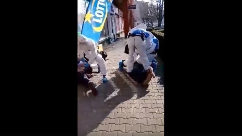 Dwóch Sebixów zatrzymanych przez policję w Żabce za oplucie kobiety