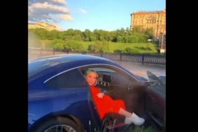 Kasowanie Mercedesa AMG GT, czyli mistrz prostej w akcji