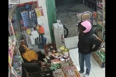 Dlaczego nie można spać w pracy. Tym razem sprzedawca miał szczęście