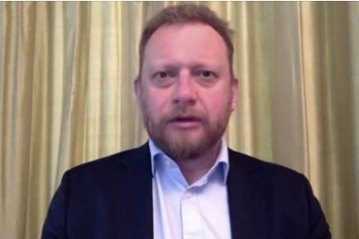 Łukasz Szumowski o swoich obawach z otwieraniem salonów fryzjerskich. „To nie jest priorytet”