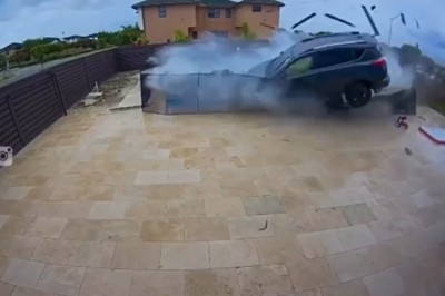 Kiedy wpadasz do sąsiada przejazdem i kasujesz pół podwórka 