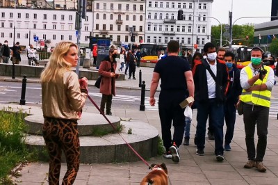 Policjantów konkretnie zatkało. Szybka odpowiedź od blondyny