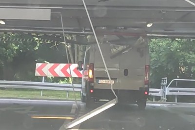 Demolka parkingu w Gdyni w kilka sekund. Nagranie świadka