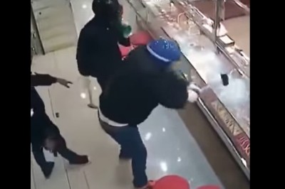 Wpadli do jubilera, ale nie wiedzieli, że zamontowali tam nowe szyby