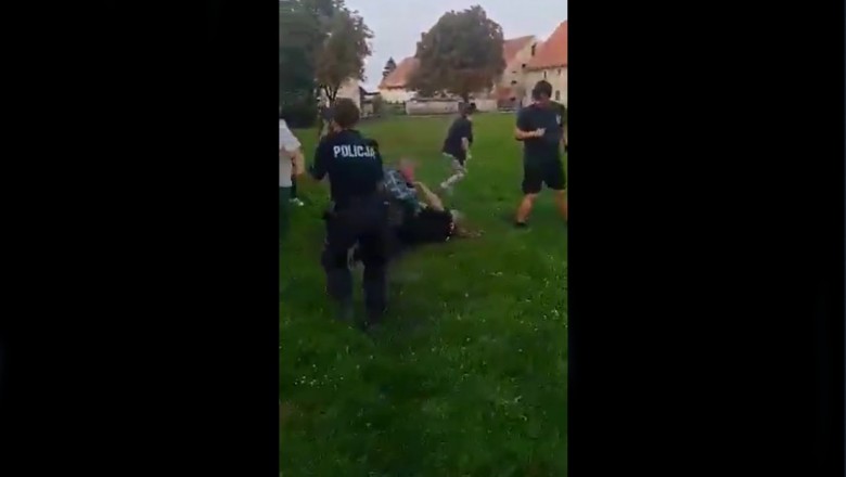 Ojciec z synem kontra policjant i policjantka. Mocno przesadzili