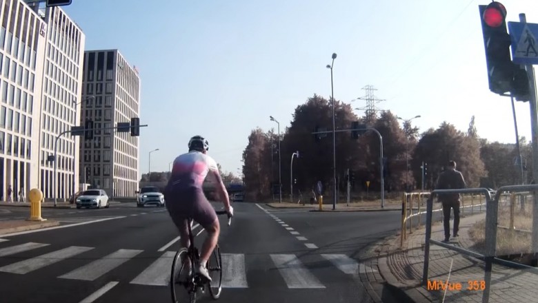 Wstyd i żenada. Tak się zachował rowerzysta w Katowicach