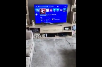 Żona chyba nie jest zadowolona. Gość pokazuje jak spędza czas