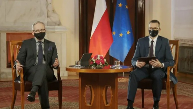 Co z Sylwestrem 2020/2021? Premier przedstawił jasne stanowisko
