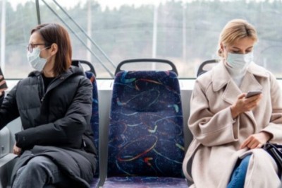 Jak długo będziemy nosić maseczki? Eksperci nie mają dobrych wiadomości 