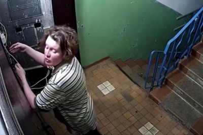 Kiedy Twojej sąsiadce wywaliło korki, ale niezbyt zna się na elektryce