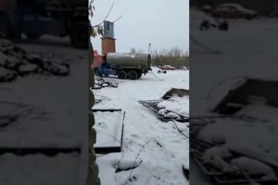 Amatorzy wzięli się za prostowanie cysterny. Wiele z niej nie zostało