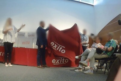 Pranie mózgu i manipulacje na pokazie. Nagranie z ukrytej kamery