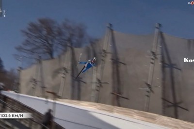 Przerażający upadek Daniela Andre Tande podczas zawodów w Planicy