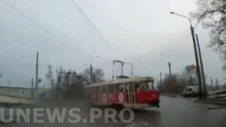 Kiedy zapominasz, że nie jedziesz autem i zaczynasz driftować tramwajem