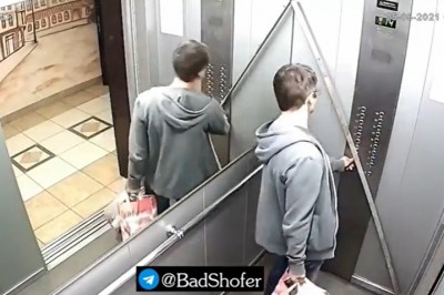 Kiedy wejdziesz do windy zaraz po wizycie dwóch Sebixów 