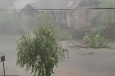 „Ludzie uciekali do domów” Gwałtowna burza zrywała dachy i łamała drzewa