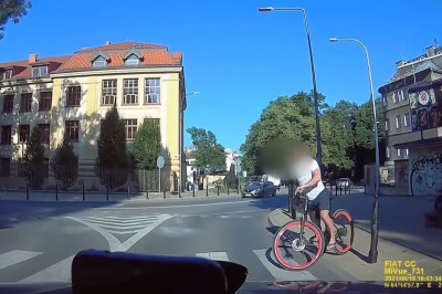 To się musiał zdziwić. Szybkie wyjaśnienie zasad rowerzyście 