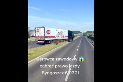 Wjechał TIRem pod prąd. Przejechał przez pas zieleni, żeby się ratować 