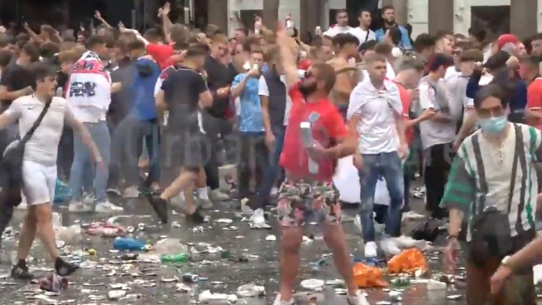 Tak zachowywali się angielscy kibice przed finałem