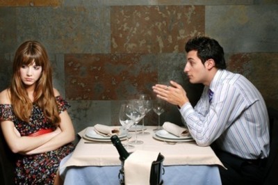 Te cechy u kobiet mogą spowodować, że faceci się szybko nudzą. Możesz to zmienić