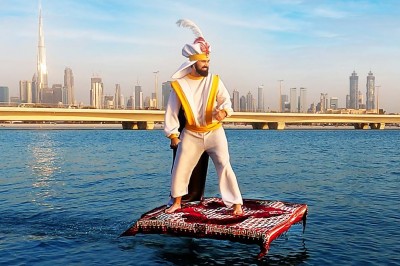 Aladyn na magicznym dywanie. Nic dziwniejszego dzisiaj nie zobaczycie