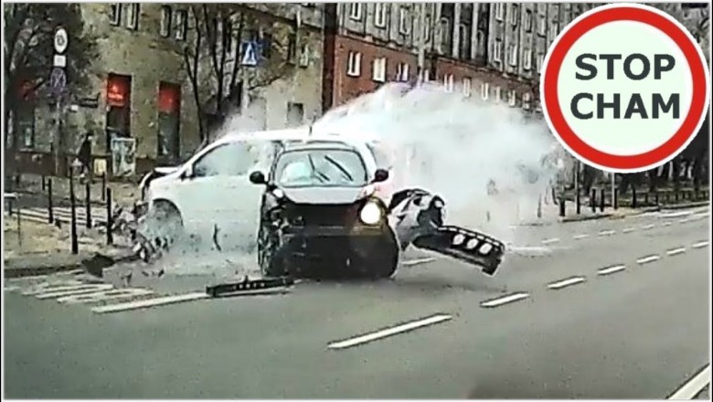 Dzwon konsekwencją zignorowania oznakowania - Warszawa