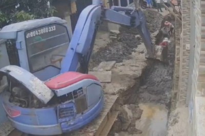 Pechowy dzień budowlańców. Robota wali się na głowę