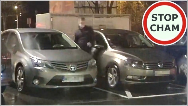 Specjalnie porysował bok Toyoty i odjechał? Nagranie z Pruszkowa