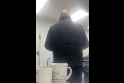 Kiedy masz odpowiedzialną pracę, ale jesteś śmieszkiem poza kontrolą 