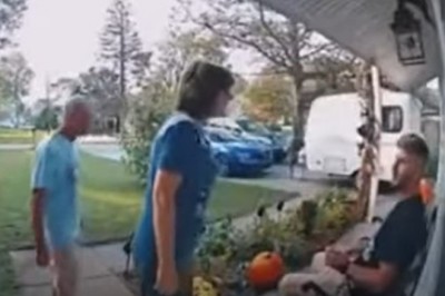 Koleś rozwala system w czasie imprezy niespodzianki