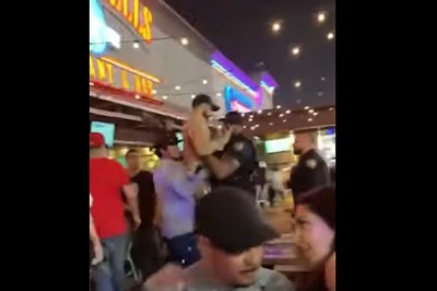 Gdy za bardzo kozaczysz i ochroniarz wynosi Cię jak manekina