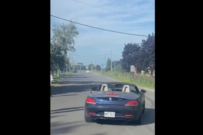 Miał być popis jazdy bokiem BMW, a wyszło lądowanie w rowie 