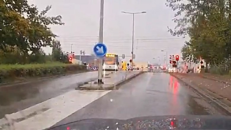 Autobus na przejeździe kontra pociąg. Nie udało się uciec