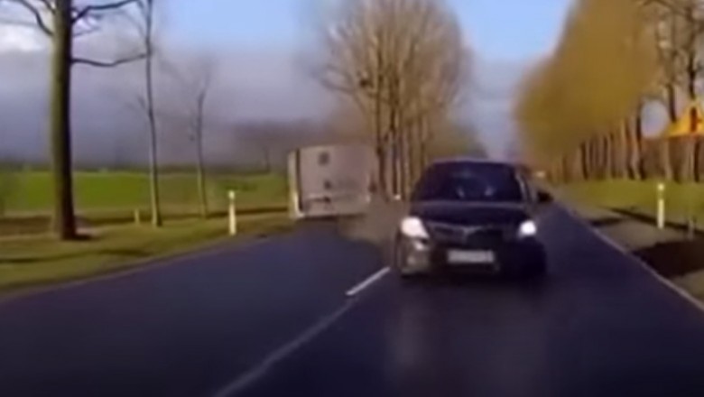 Nieudana ucieczka przed czołówką z jadącym pod prąd