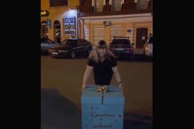 Kiedy koleżanki zrobią Ci prezent, ale nie zdążysz się nim nacieszyć