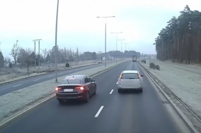 Zatrzymanie kierowcy Skody, który prawie doprowadził do wypadku