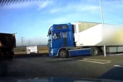 20 punktów karnych i nawet 30 tys. zł kary, tyle grozi temu kierowcy TIRa