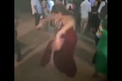 Mistrzowski taniec dziewczyny na imprezie. Nie miała sobie równych