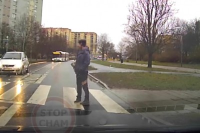 Kiedy masz za dużo czasu i bawisz się w szeryfa na przejściu - Szczecin